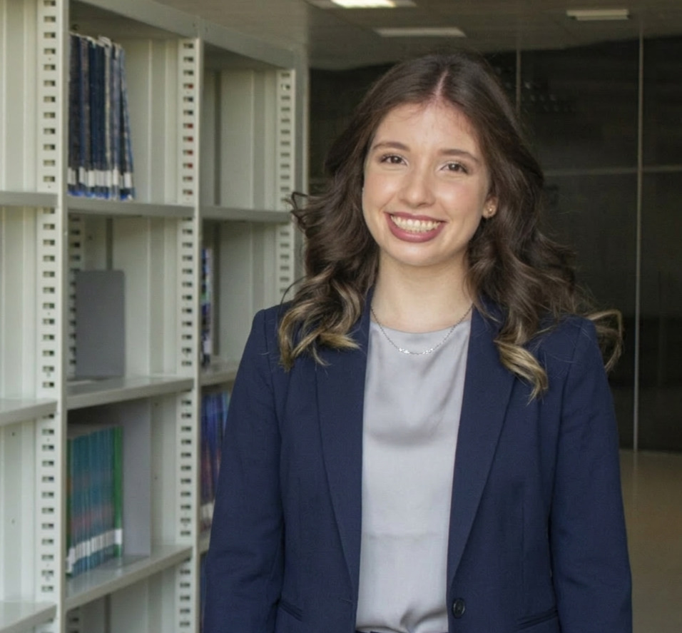 Dr. Bianca Costa Rodrigues